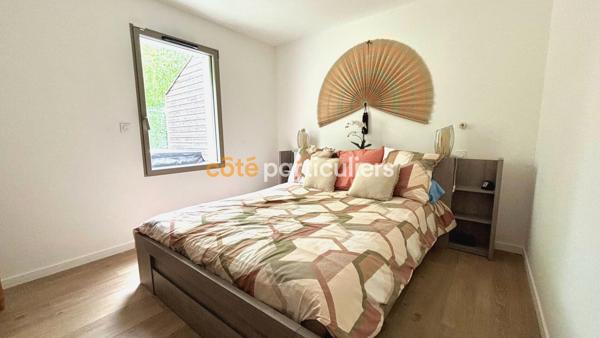 Vente
                Maison140 m² - 5 Pièces -
                    LE BOUSCAT (33110)