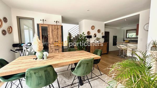 Vente
                Maison140 m² - 5 Pièces -
                    LE BOUSCAT (33110)