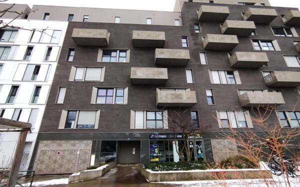 Appartement à vendre    2 pièces •  Strasbourg