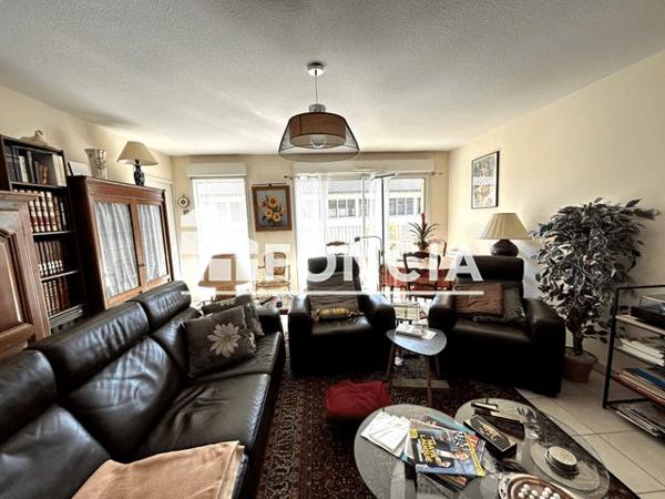 À vendre Appartement 4 pièces 96 m² - Uzès 30700