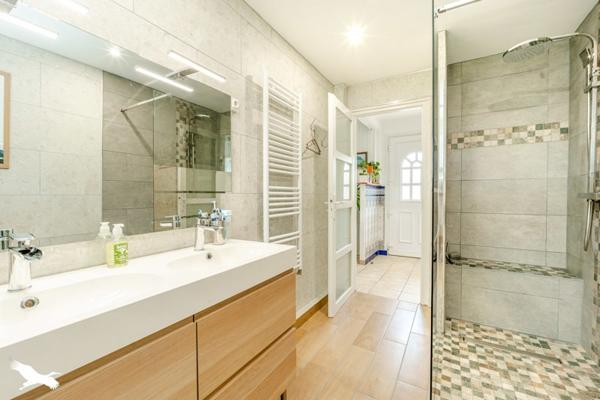 Maison à vendre |  Camaret-sur-Mer |  7 pièces | 106 m²