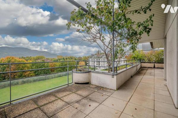 Vente Appartement à Meylan composé de 4p+c, dernier étage avec terrasse panoramique Belledonne
