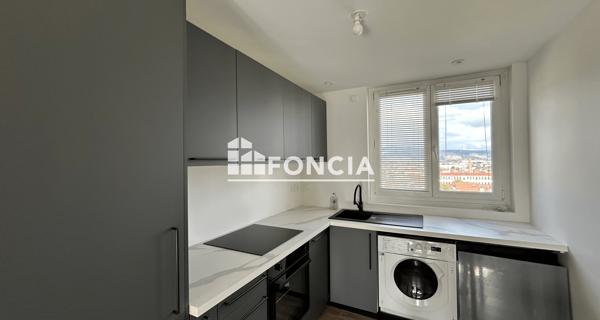 Location Appartement meublé 3 pièces 54 m² - Bourg-lès-valence 26500