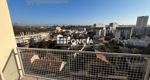 Location Appartement meublé 3 pièces 54 m² - Bourg-lès-valence 26500