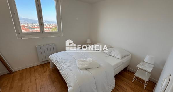 Location Appartement meublé 3 pièces 54 m² - Bourg-lès-valence 26500