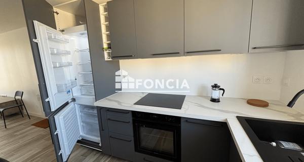 Location Appartement meublé 3 pièces 54 m² - Bourg-lès-valence 26500
