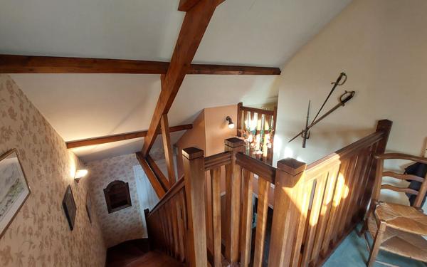 Maison à vendre    7 pièces • 120 m2 Les Baux-Sainte-Croix