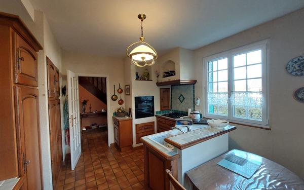 Maison à vendre    7 pièces • 120 m2 Les Baux-Sainte-Croix