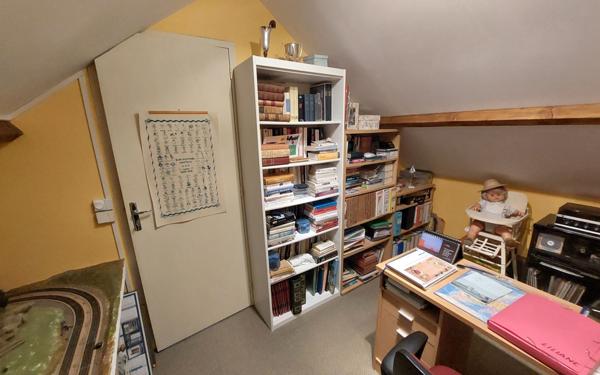 Maison à vendre    7 pièces • 120 m2 Les Baux-Sainte-Croix