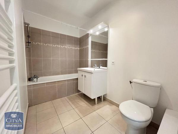 Appartement à louer 2 pièces 40.14m² Ozoir-la-Ferrière (77330)