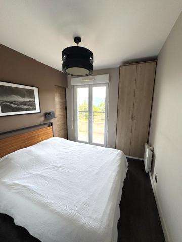 A VENDRE - 3 PIECES - NICE CORNICHE FLEURIE - TERRASSE D'ANGLE 22 m² - DERNIER ÉTAGE - PISCINE & PARC PRIVÉ - PARKING PRIVATIF EN SOUS-SOL