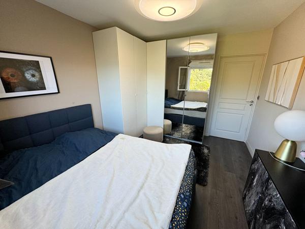 A VENDRE - 3 PIECES - NICE CORNICHE FLEURIE - TERRASSE D'ANGLE 22 m² - DERNIER ÉTAGE - PISCINE & PARC PRIVÉ - PARKING PRIVATIF EN SOUS-SOL