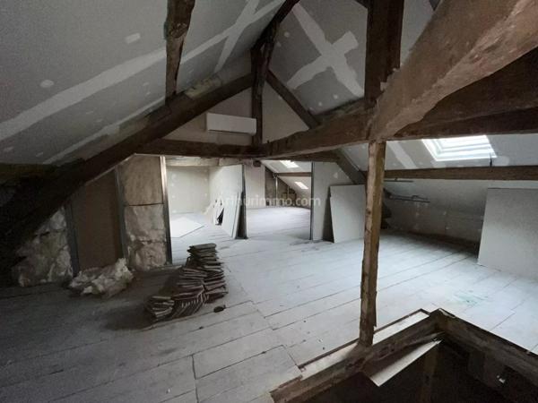 Vente Immeuble 280 m2 à Belley