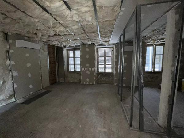 Vente Immeuble 280 m2 à Belley