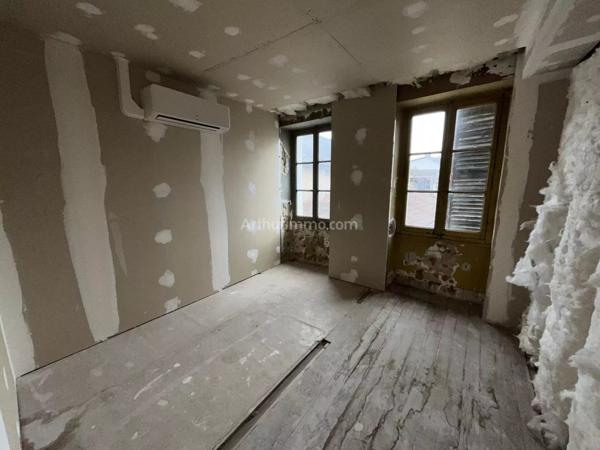 Vente Immeuble 280 m2 à Belley