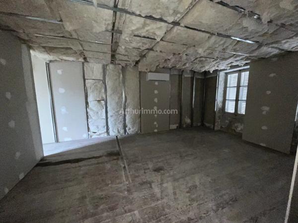 Vente Immeuble 280 m2 à Belley