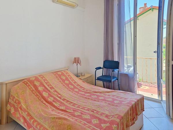 Vente                                                      Maison
                        
                     7 pièces                      117 m2                     à Le Cannet