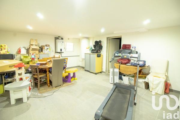 Maison à vendre 7 pièces 166 m² Neauphle-le-Château