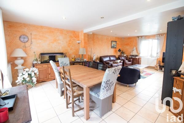 Maison à vendre 7 pièces 166 m² Neauphle-le-Château