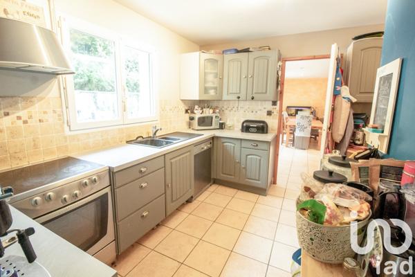 Maison à vendre 7 pièces 166 m² Neauphle-le-Château