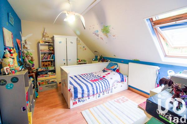 Maison à vendre 7 pièces 166 m² Neauphle-le-Château