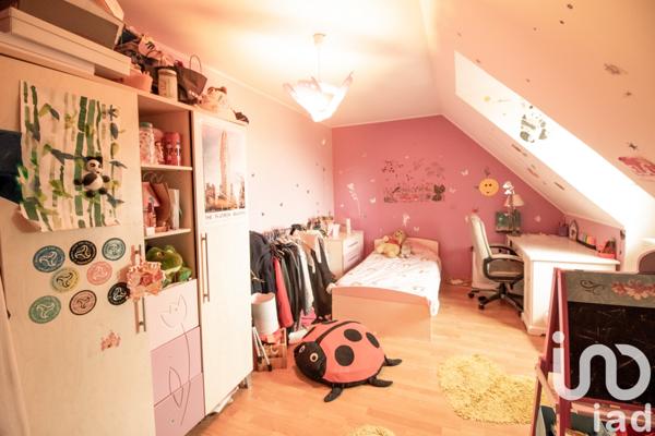 Maison à vendre 7 pièces 166 m² Neauphle-le-Château