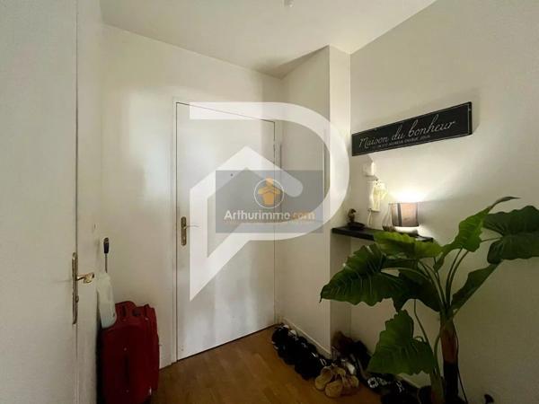 Vente                                                      Appartement
                        
                     2 pièces                      42 m2                     à Carrières-sous-Poissy