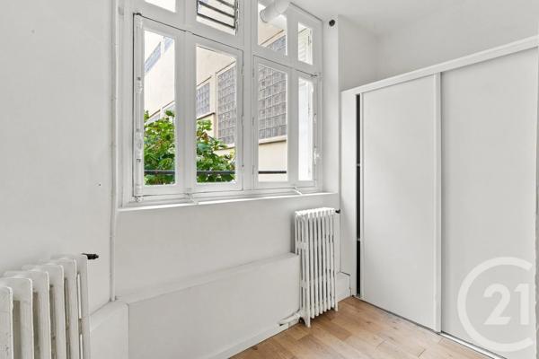Appartement T3 à vendre  3 pièces - 61 m 2   PARIS  - 75015