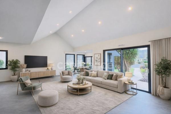 GOURIN (56) – Maison à vendre : 5 pièces, 122 m² habitables, garage, atelier, terrain de 815 m².