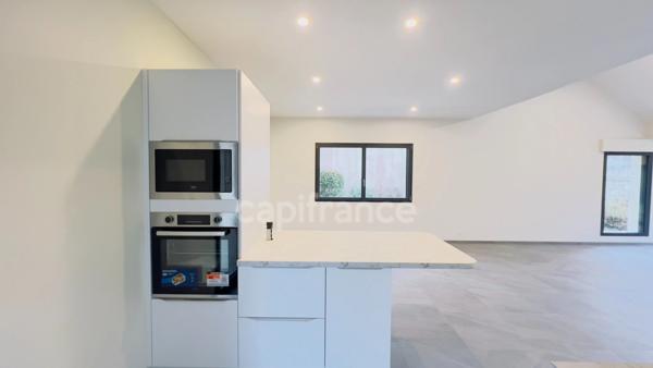 GOURIN (56) – Maison à vendre : 5 pièces, 122 m² habitables, garage, atelier, terrain de 815 m².