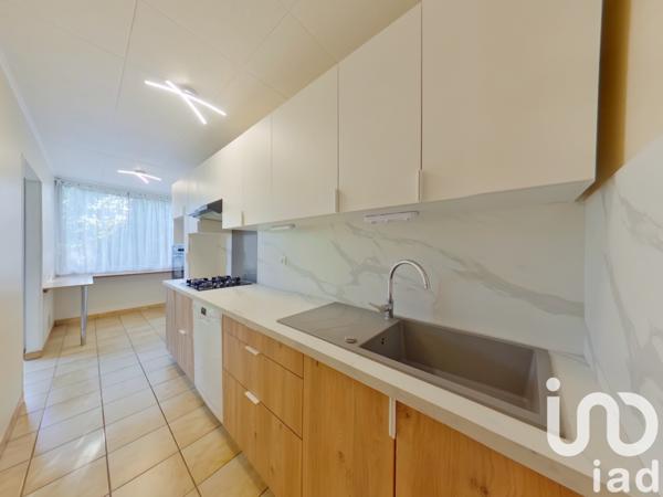 Appartement à vendre 4 pièces 77 m² Boussy-Saint-Antoine