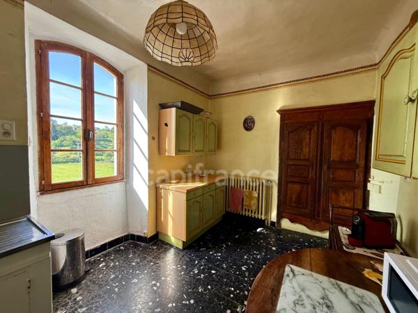 Propriété à vendre 11 pièces /Anduze (30) authentique Mas Cévenol sur terrain 2615 m2