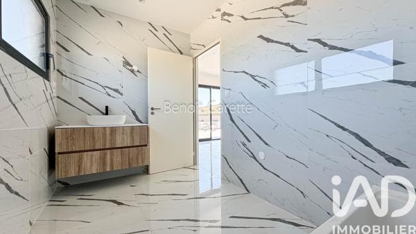 Maison à vendre 4 pièces 138 m² Fitou