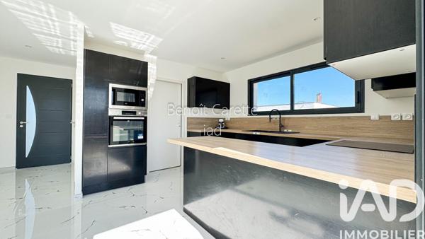 Maison à vendre 4 pièces 138 m² Fitou