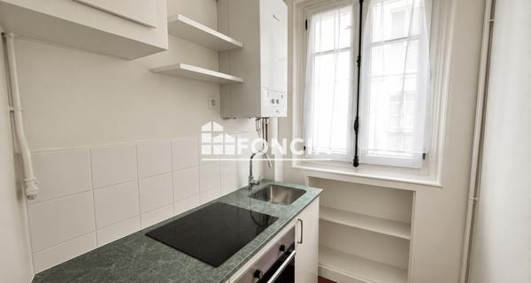 Location Appartement 2 pièces 34.86 m² - Paris 75016