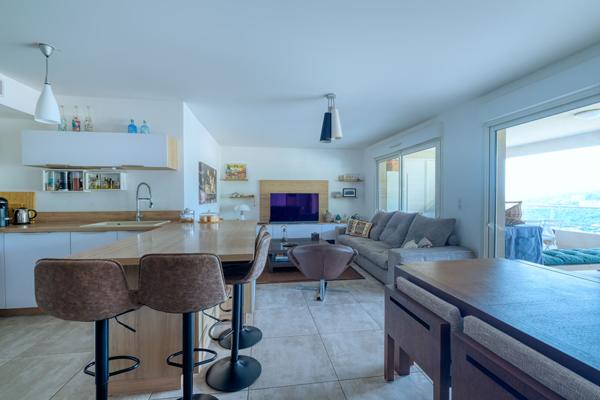 Vente Appartement 4 pièces Vue Mer Bastia