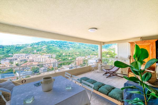 Vente Appartement 4 pièces Vue Mer Bastia