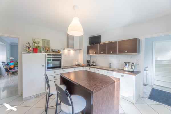 Maison 379 080 € Château-Renault 7 p 194 m² DPE D