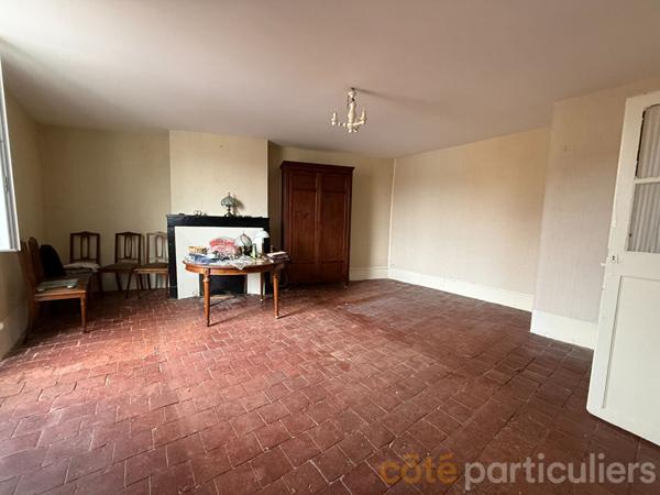 Vente Maison131 m² - 7 Pièces - THAUMIERS (18210)