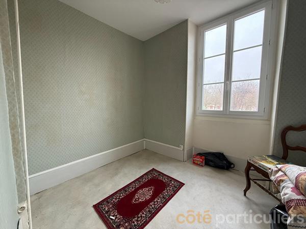 Vente Maison131 m² - 7 Pièces - THAUMIERS (18210)