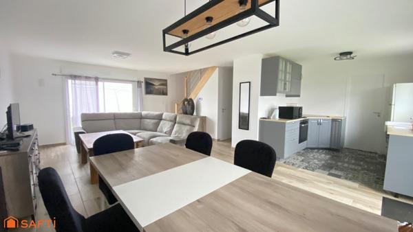 Maison récente 2020 - Centre de Pluvigner à pied