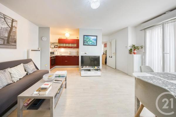 Appartement F3 à vendre  3 pièces - 59,22 m 2   VIGNEUX SUR SEINE  - 91