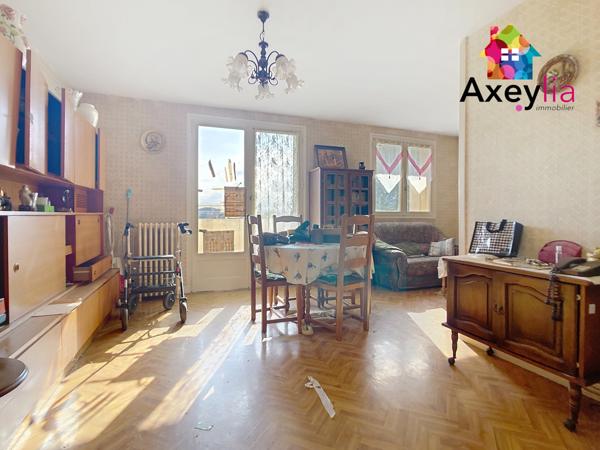 Roanne (42300) A VENDRE - ROANNE CENTRE - APPARTEMENT T4 À RÉNOVER AVEC CAVE, BALCON ET STATIONNEMENTS PRIVATIFS