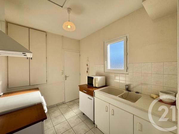 Maison à vendre  5 pièces - 93,88 m 2   LA CHATRE  - 36