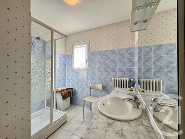 Maison à vendre  5 pièces - 93,88 m 2   LA CHATRE  - 36