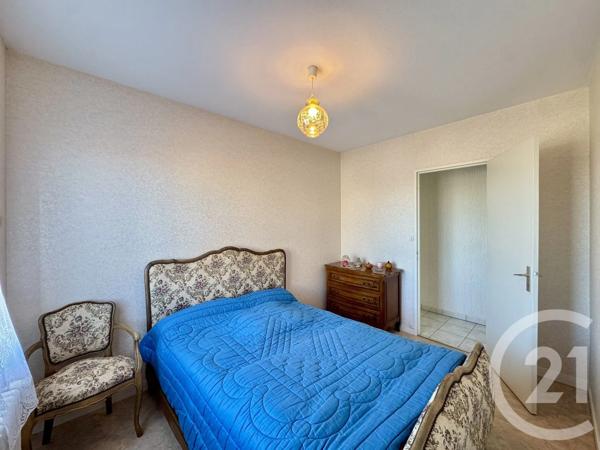 Maison à vendre  5 pièces - 93,88 m 2   LA CHATRE  - 36