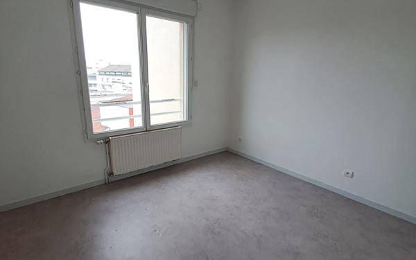 Appartement à louer    3 pièces • 73,32 m2 Limoges