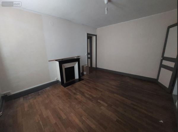 Immeuble de rapport à vendre à Attigny dans les Ardennes (08130), ref : ATT183