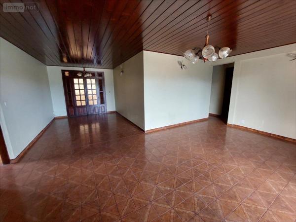 Maison à vendre à Le Lamentin en Martinique (97232), ref : 97201-939277