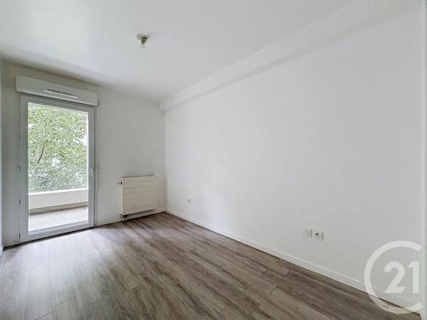 Appartement T3 à vendre  3 pièces - 60,50 m 2   MASSY  - 91
